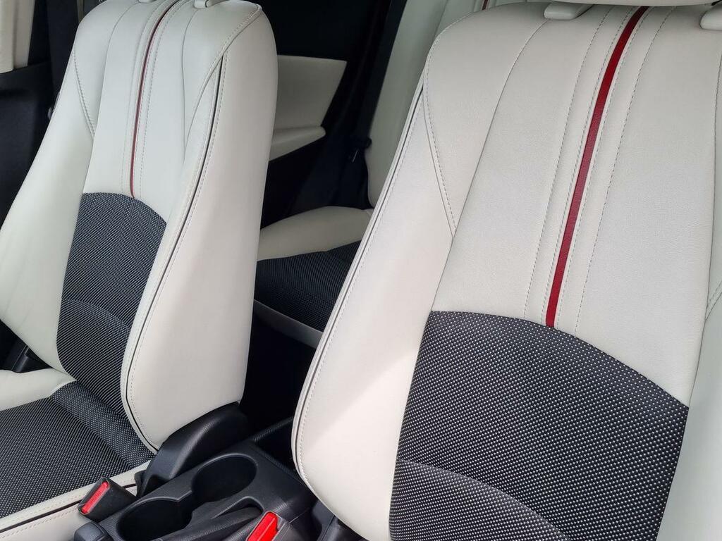 Mazda 2 Red #16