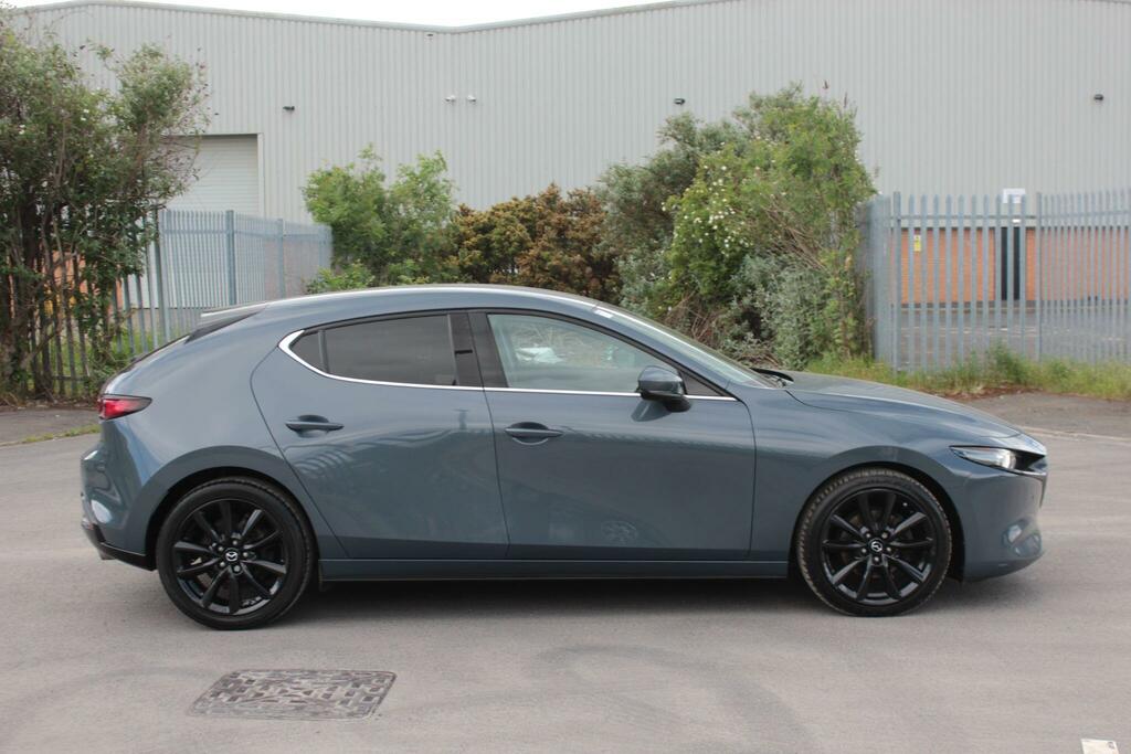 Mazda 3 Se-l White #3