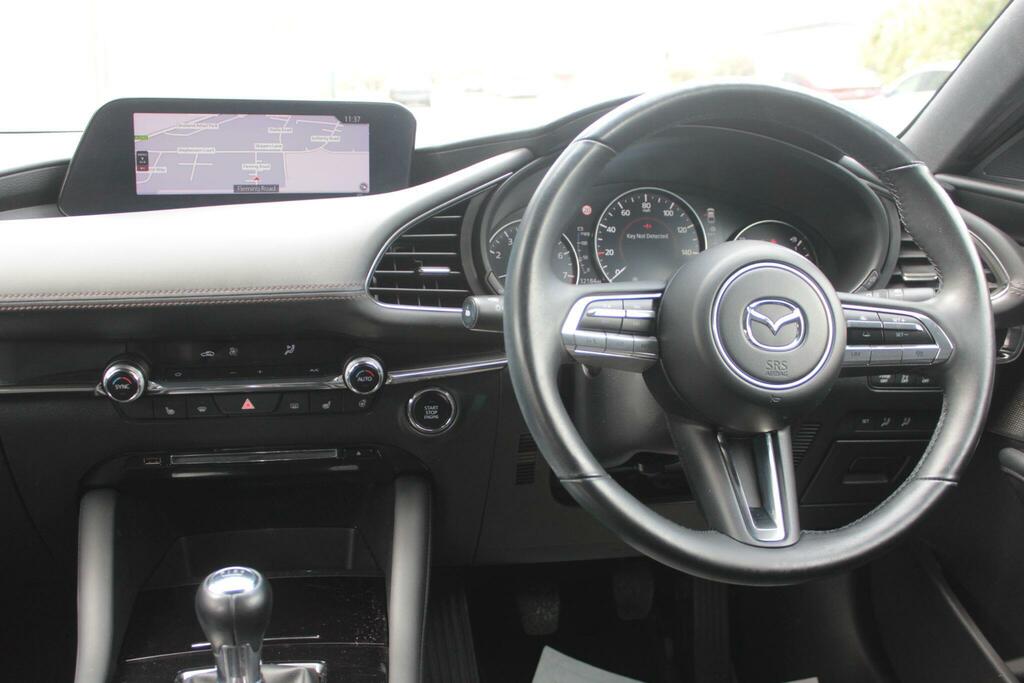 Mazda 3 Se-l White #15