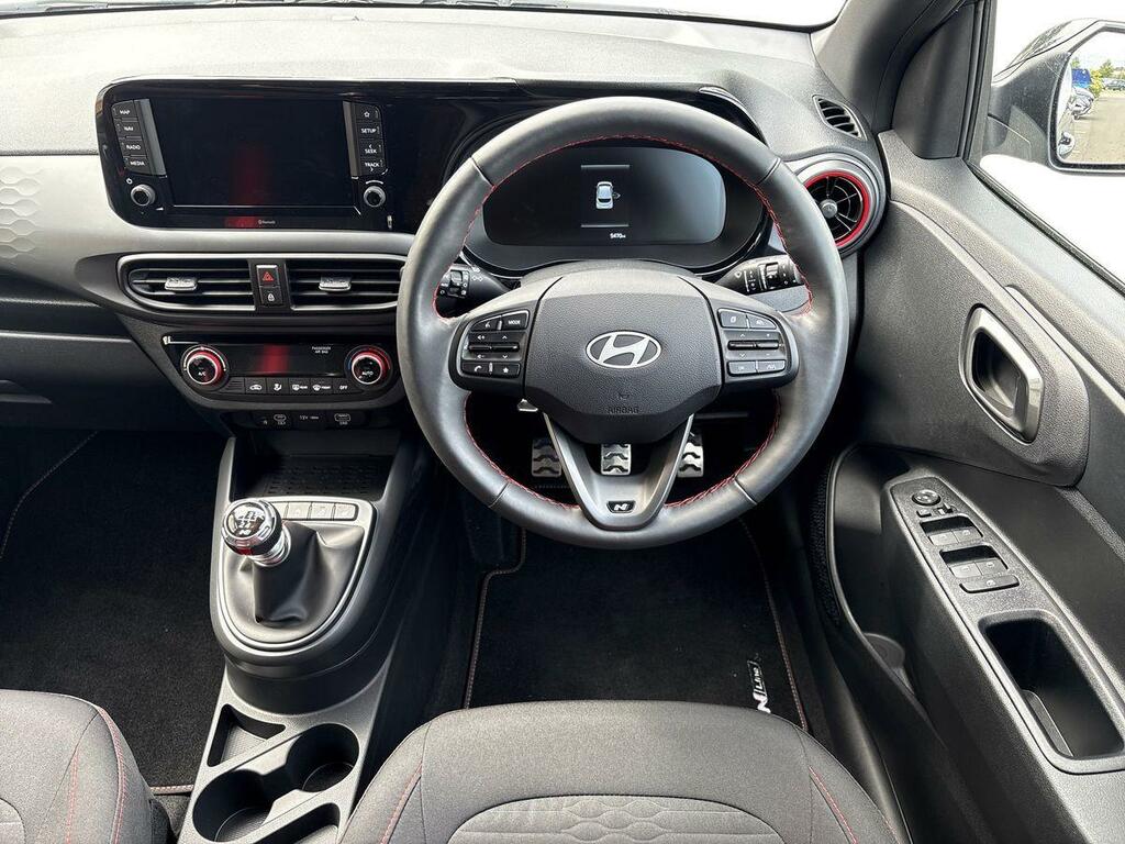 Hyundai I10 1.0 63 Advance Nav White #12