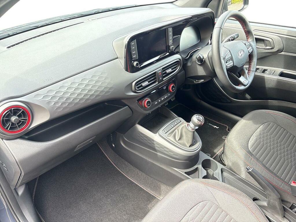 Hyundai I10 1.0 63 Advance Nav White #15