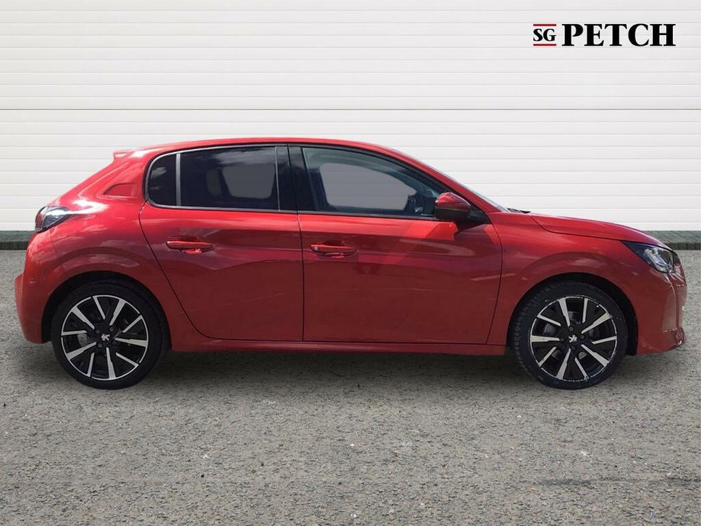 Peugeot 208 1.2 Puretech Active Premium Black #2