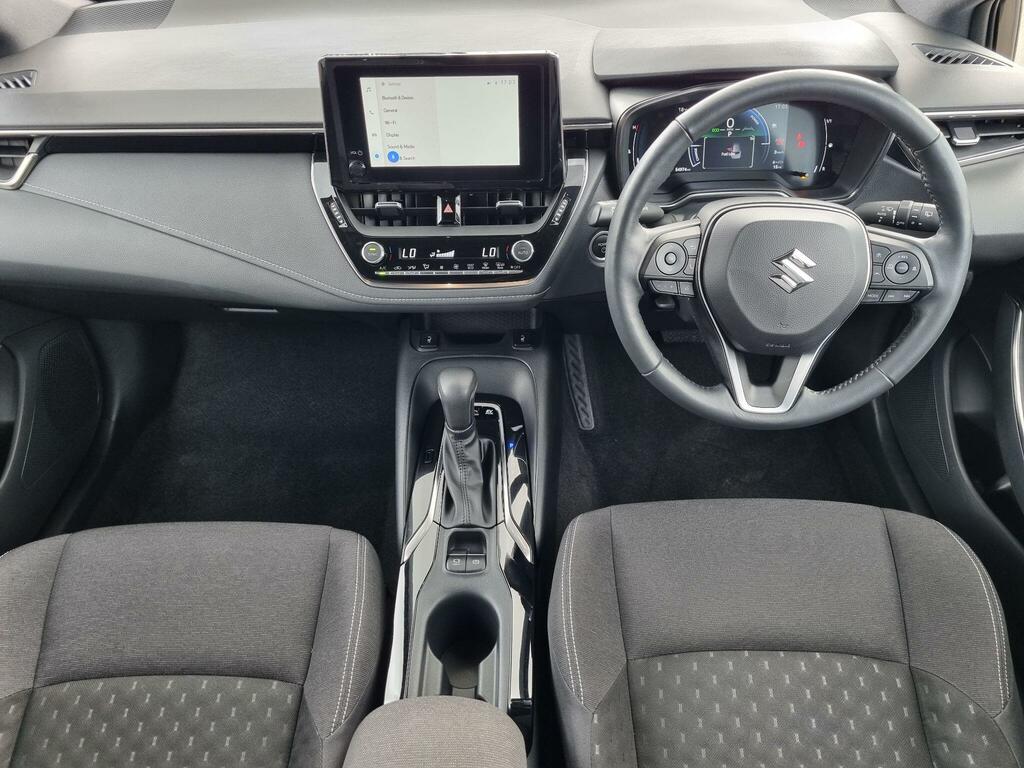 Suzuki Swace Motion White #22