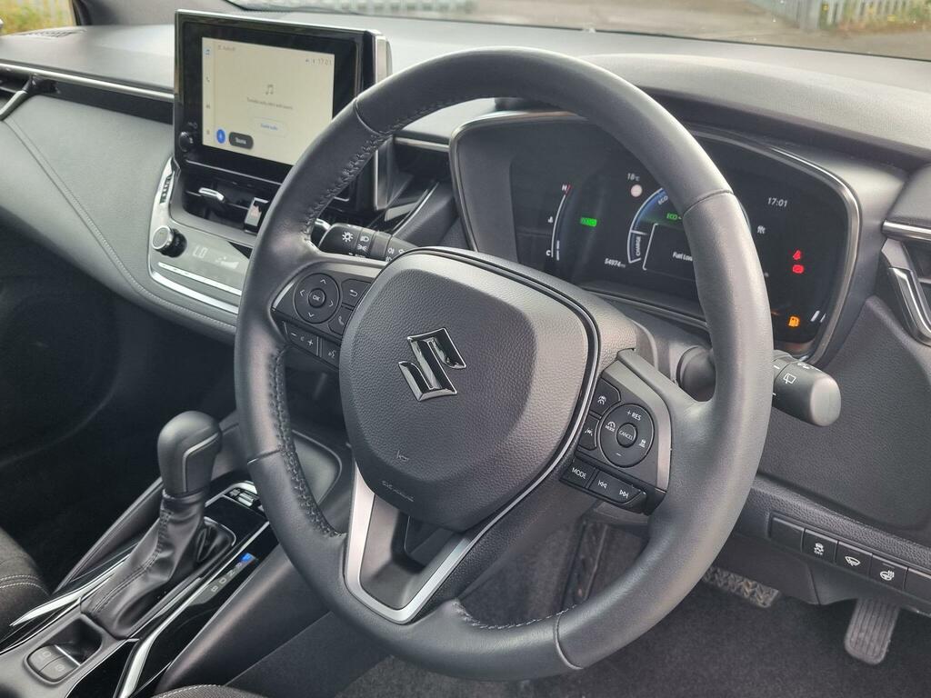 Suzuki Swace Motion White #23
