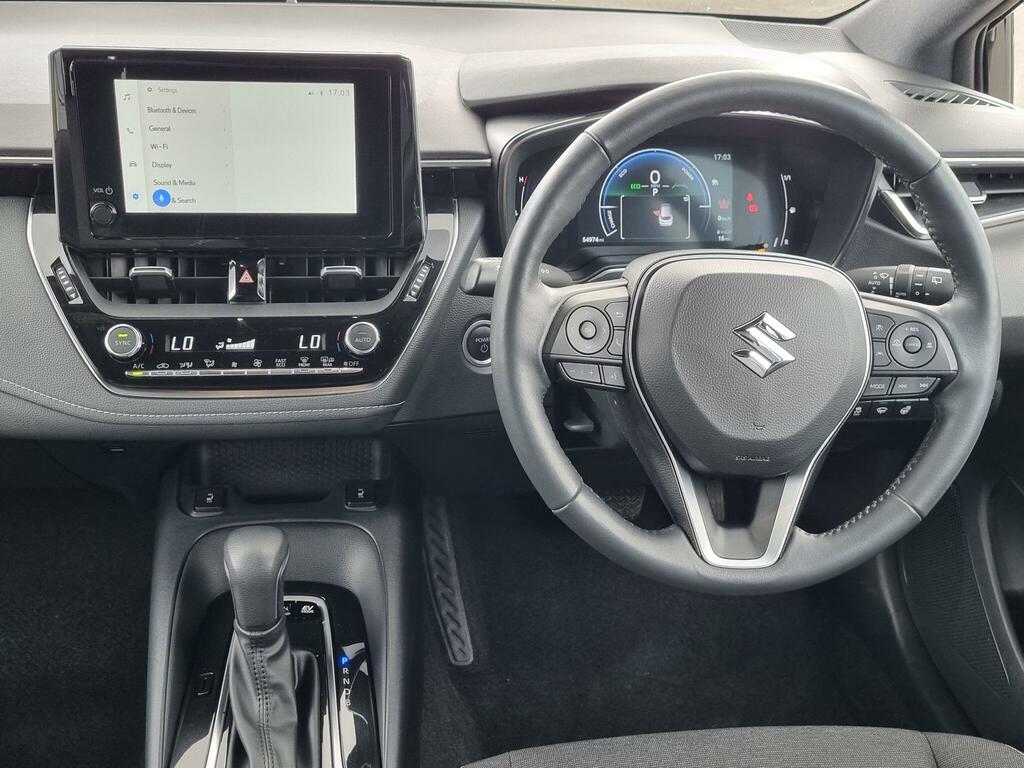 Suzuki Swace Motion White #17
