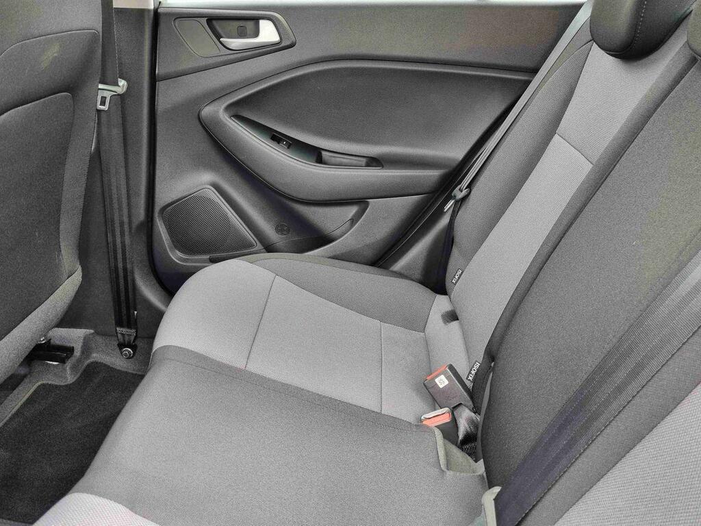 Hyundai I20  Silver #17