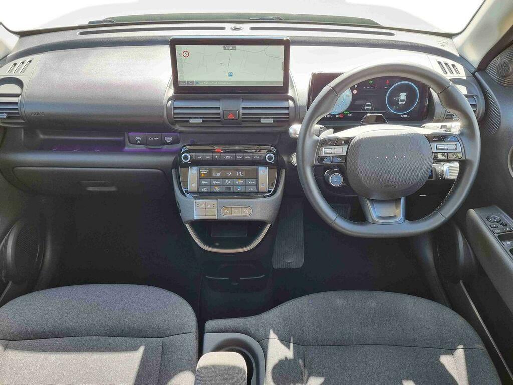 Hyundai Inster Hatchback Black #11