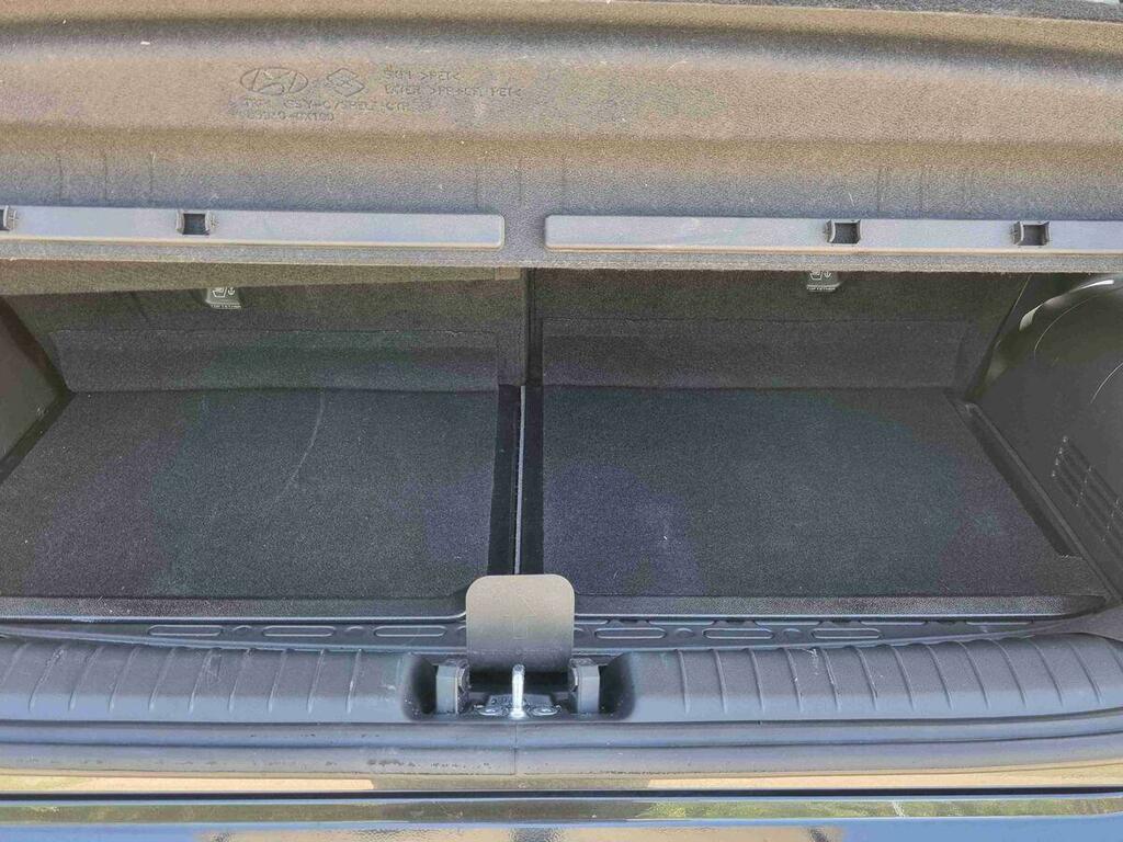 Hyundai Inster Hatchback Black #18
