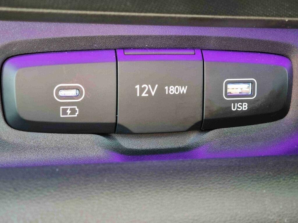 Hyundai Inster Hatchback Black #23