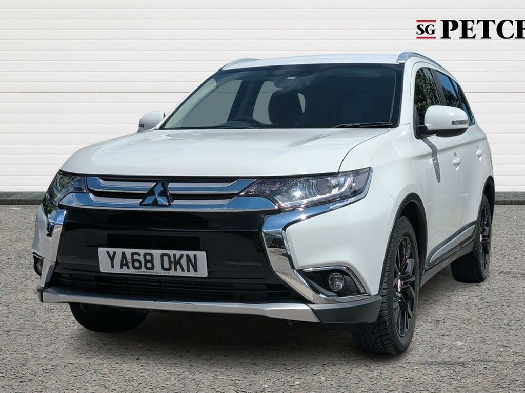 Mitsubishi Outlander Phev 4H 5-Door White #7