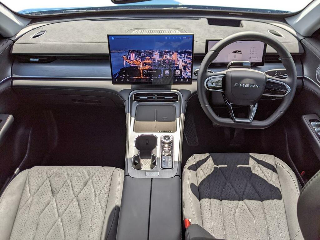 Chery Tiggo 8 Super Hybrid Summit Black #11