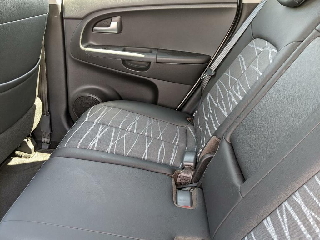 Kia Venga Mpv 1.6 3 Euro 6 Ss Silver #17