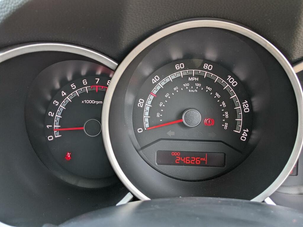 Kia Venga Mpv 1.6 3 Euro 6 Ss Silver #14
