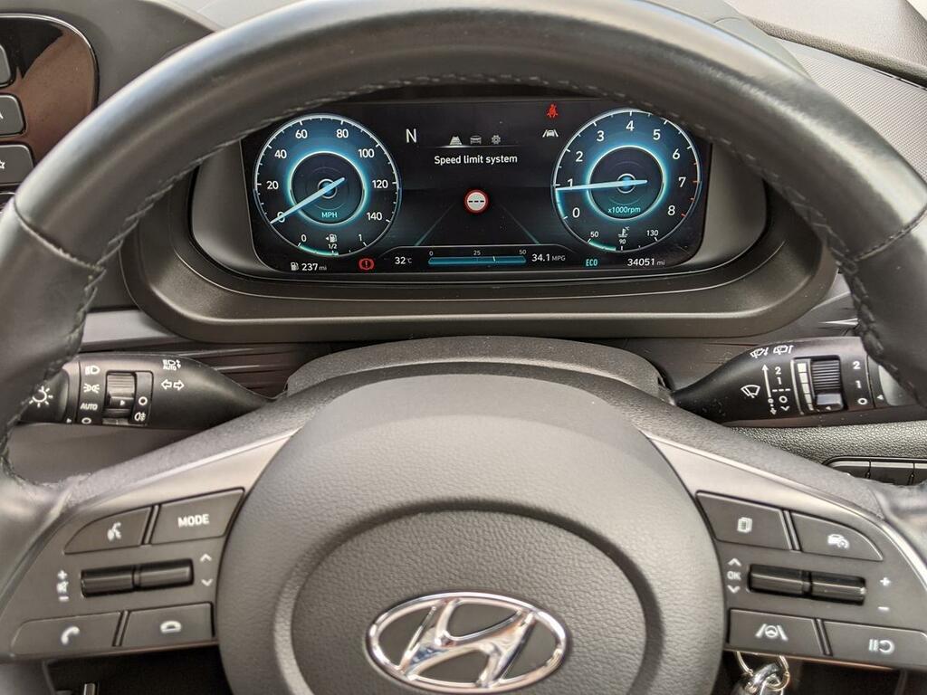 Hyundai Bayon Suv Black #13