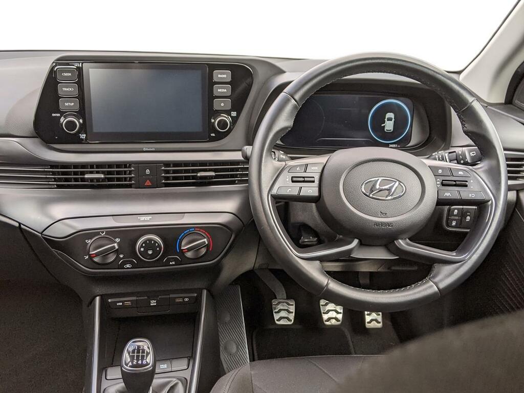 Hyundai Bayon Suv Black #12
