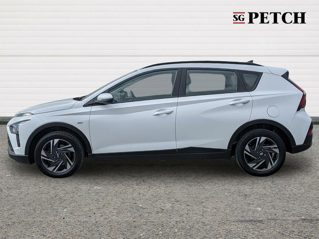 Hyundai Bayon Suv Black #6