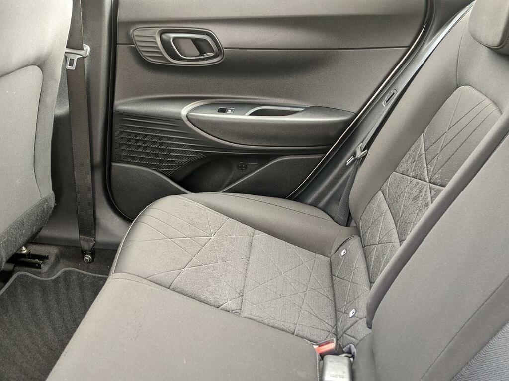 Hyundai Bayon Suv Black #17