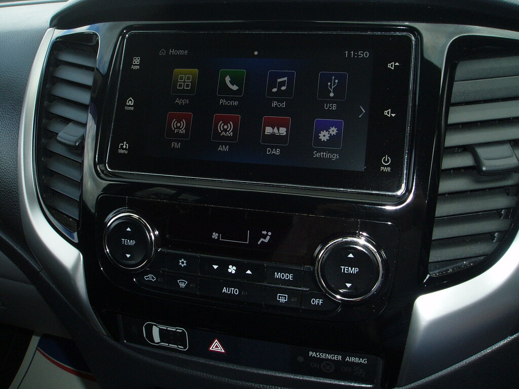 Mitsubishi L200 Di-d Barbarian X Dcb Blue #7