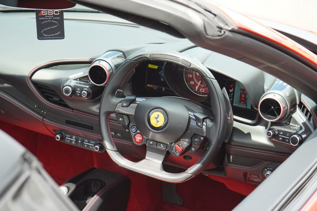 Ferrari F8 Spider 3.9L Spider Red #19