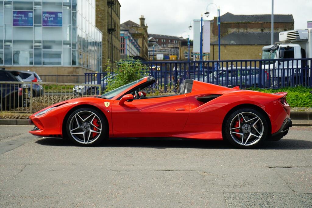 Ferrari F8 Spider 3.9L Spider Red #9