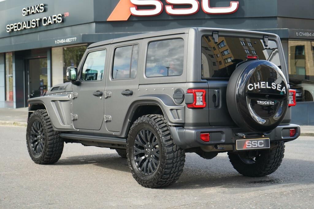 Jeep Wrangler Sahara Black #2