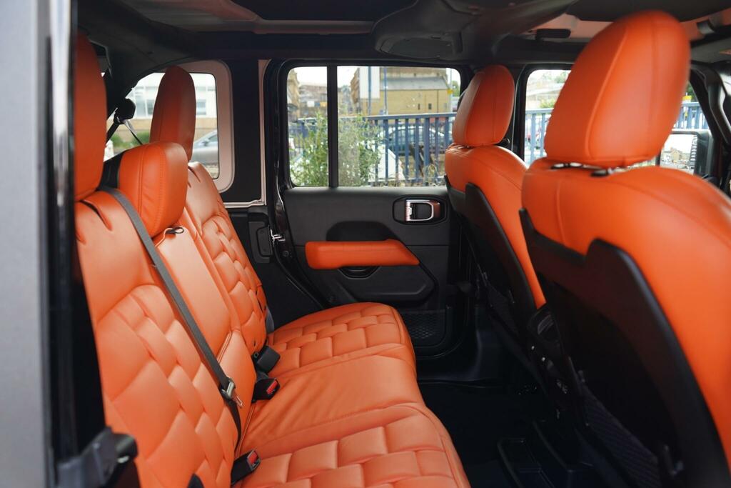 Jeep Wrangler 2L Rubicon Grey #16