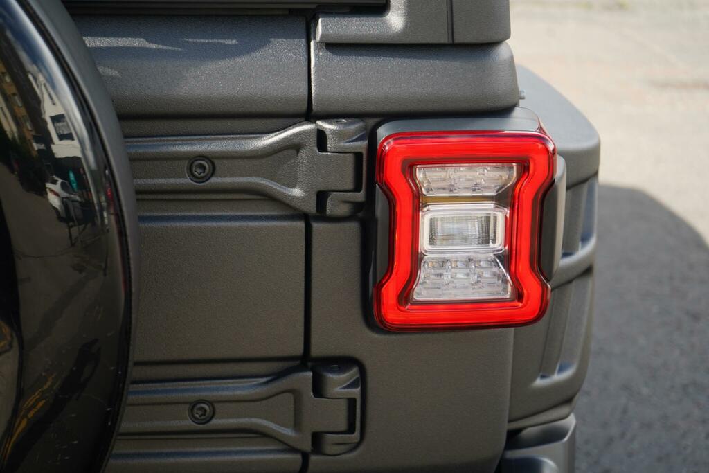 Jeep Wrangler 2L Rubicon Grey #10