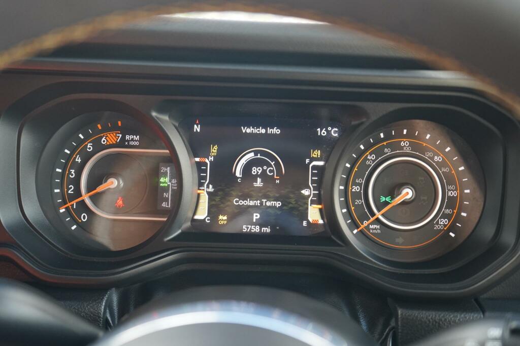 Jeep Wrangler 2L Rubicon Grey #20