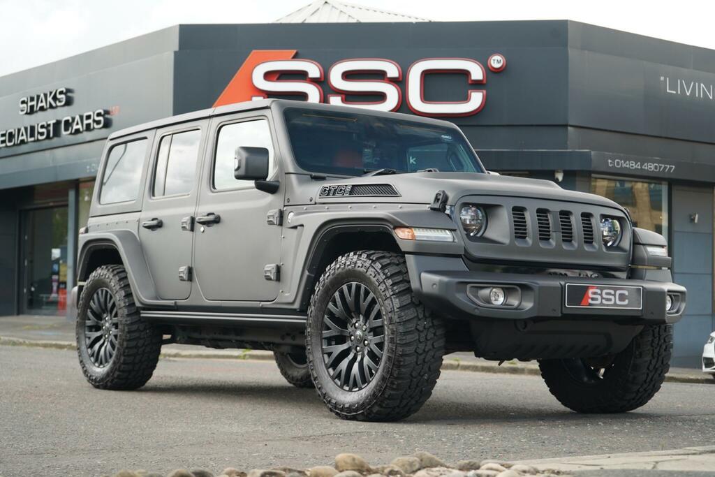 Jeep Wrangler Sahara Black #4