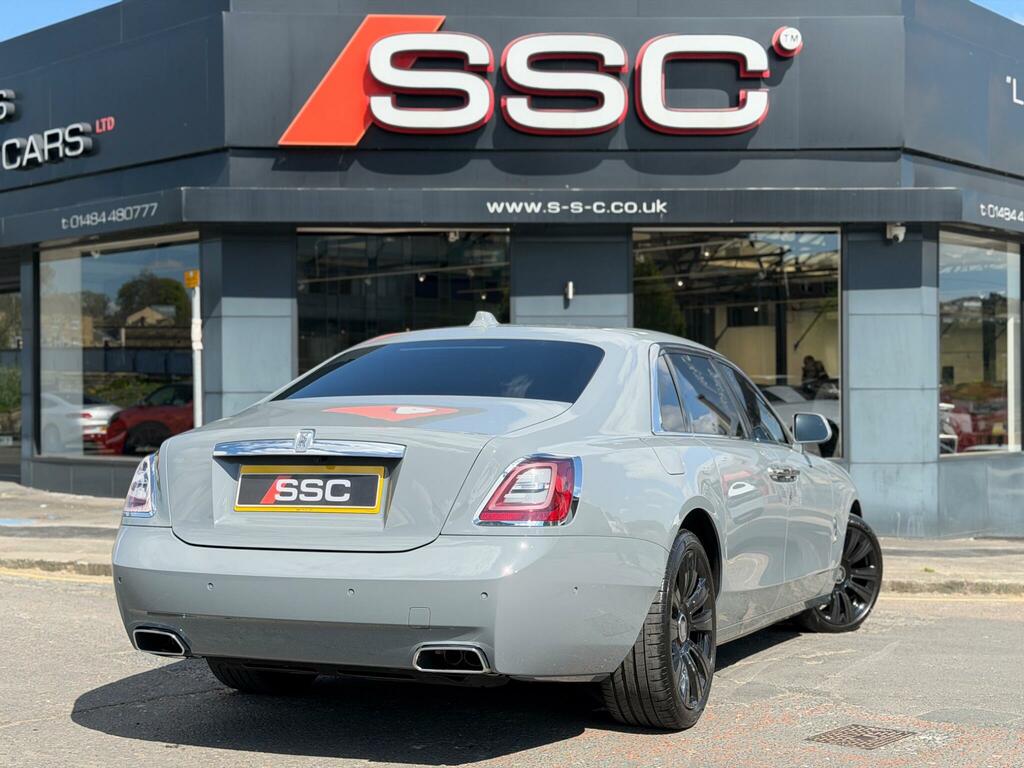 Rolls-Royce Ghost Saloon Blue #9