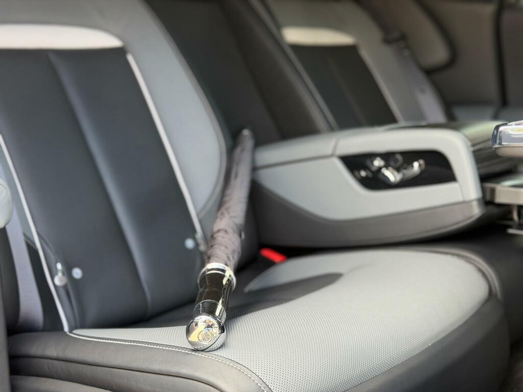 Rolls-Royce Ghost Saloon Blue #24