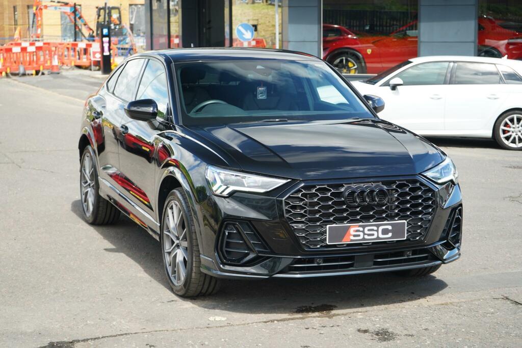 Audi Q3 Black Edition Black #4