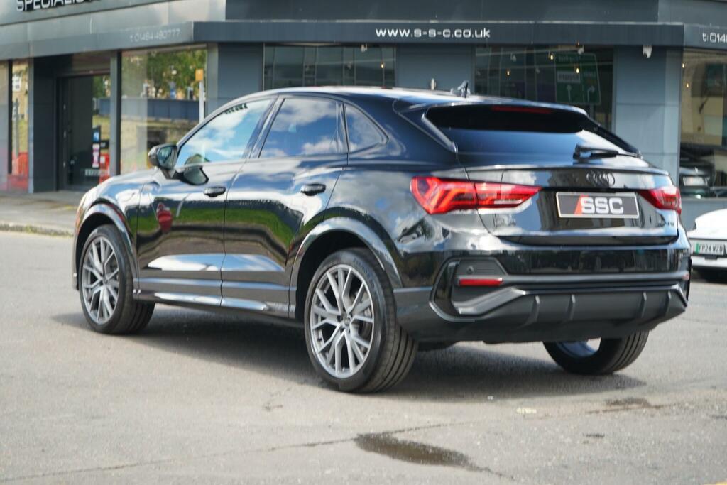 Audi Q3 Black Edition Black #2