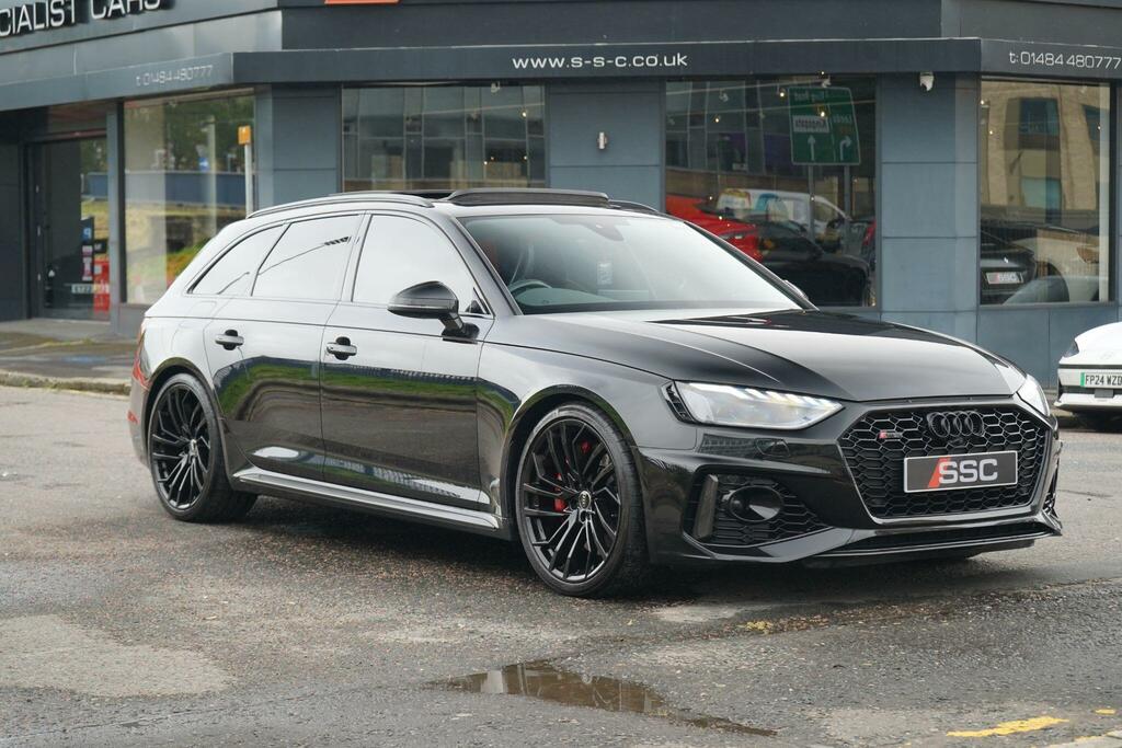 Audi RS4 Avant Carbon Black Black #4