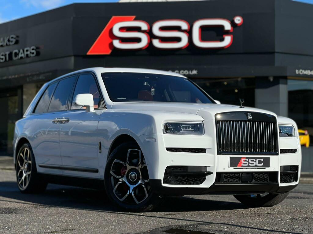Rolls-Royce Cullinan Black Badge White