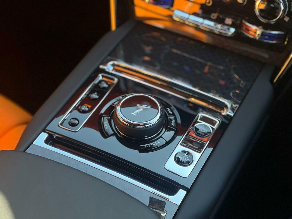 Rolls-Royce Cullinan 6.75 V12 4Wd Euro 6 Grey #26