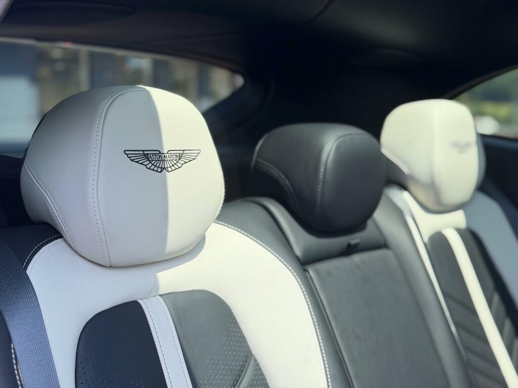 Aston Martin DBX V8 Euro 6 Green #17