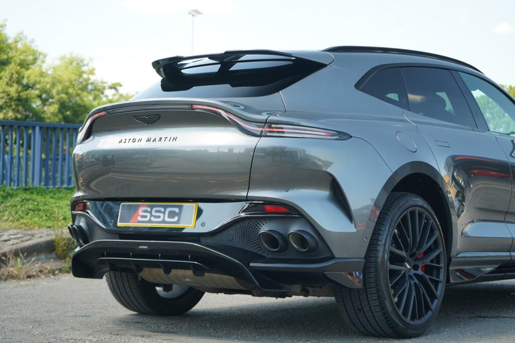 Aston Martin DBX V8 Euro 6 Green #13