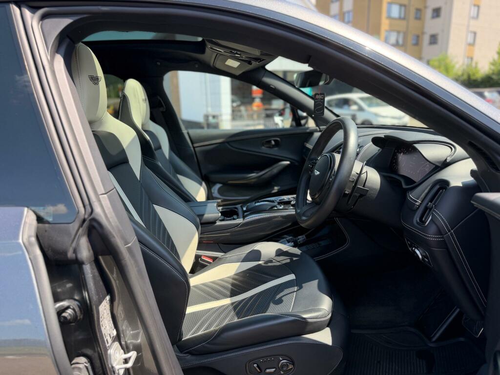 Aston Martin DBX V8 Euro 6 Green #15