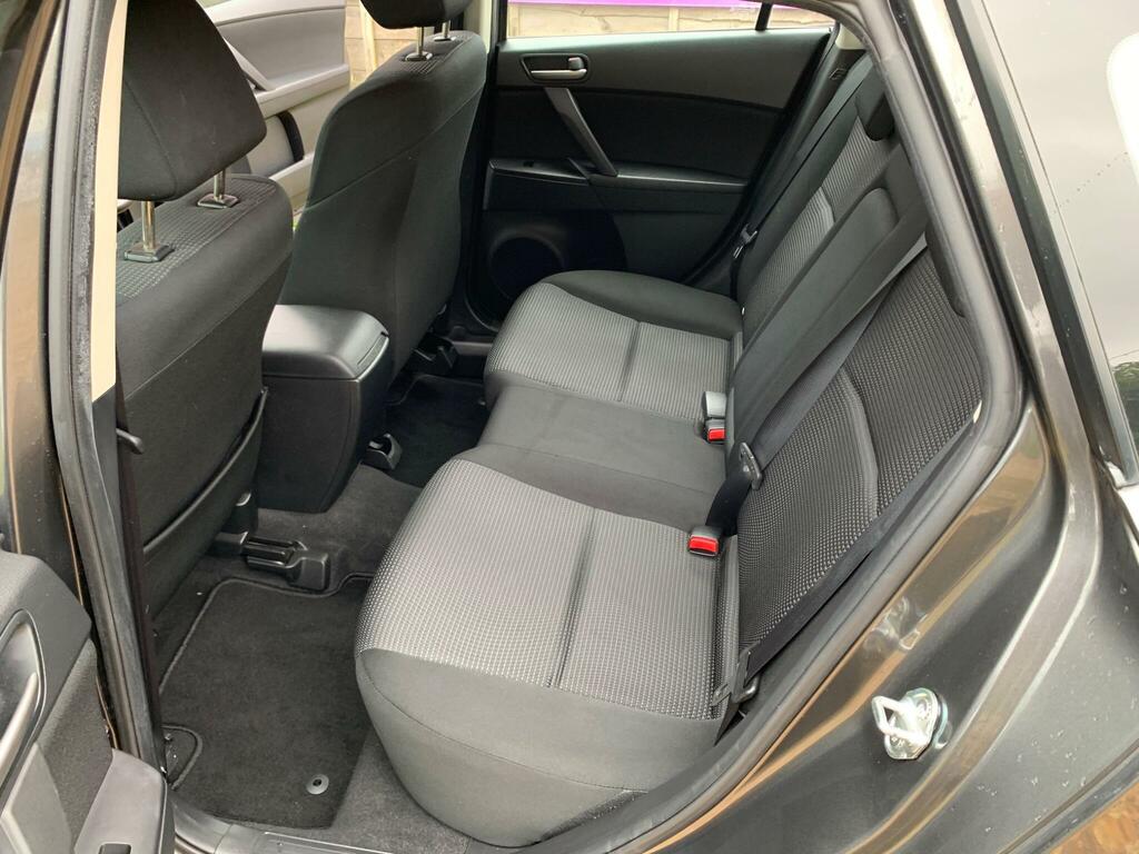 Mazda 3 Hatchback White #9