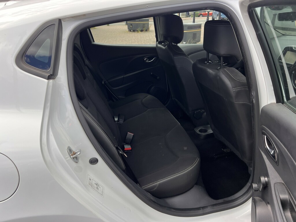 Renault Clio 1.2 Dynamique Medianav 1.2 16V 75 White #6