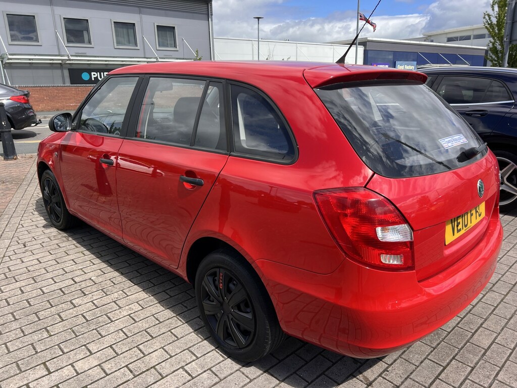 Skoda Fabia 1.6 Tdi S Red #3