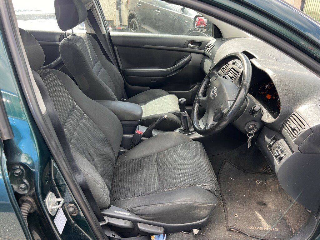 Toyota Avensis Hatchback 1.8 Vvt-i T3-x 2005 Green #5