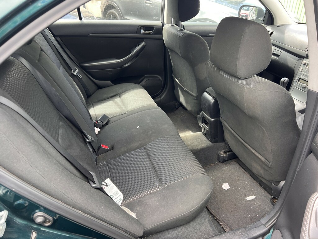 Toyota Avensis Hatchback 1.8 Vvt-i T3-x 2005 Green #6