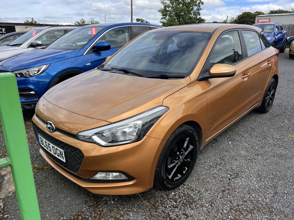 Hyundai I20 1.2 I20 Se 1.2 84Ps Bd Red