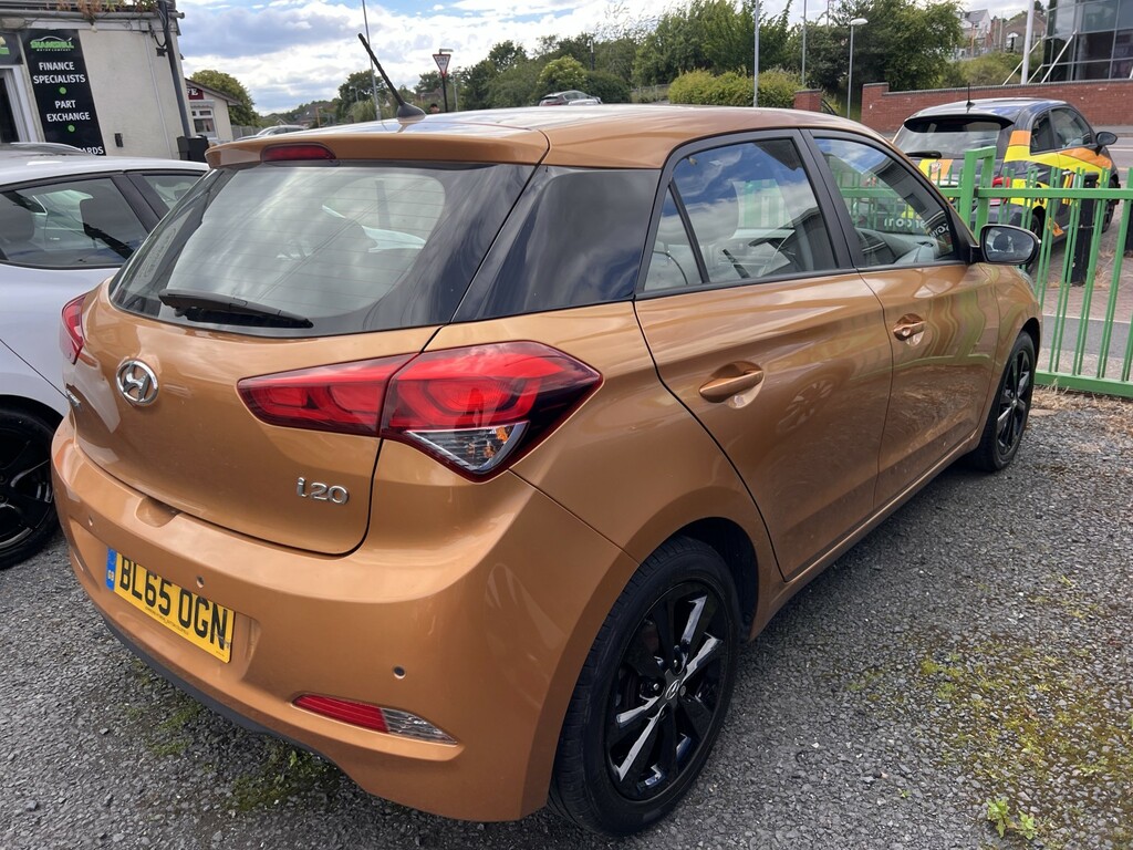 Hyundai I20 1.2 I20 Se 1.2 84Ps Bd Red #3