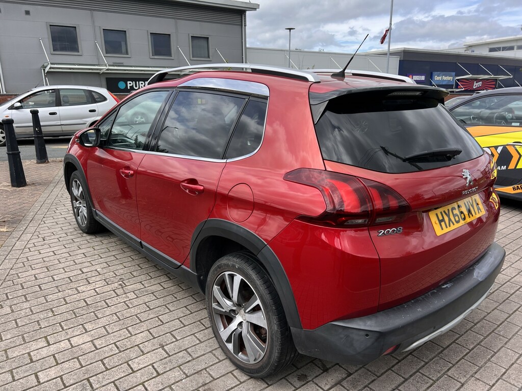 Peugeot 2008 1.6 Bluehdi Allure Red #4