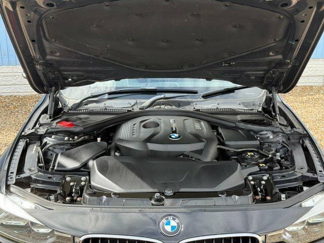 BMW 3 Series 2016 2.0 320I Sport Saloon Euro Black #5
