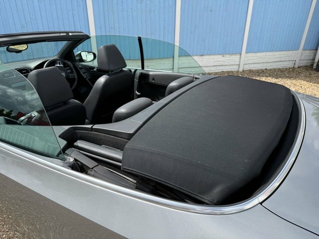 Volkswagen Golf 2013 2.0 Tdi Bluemotion Tech Gt Cabriolet Dies Silver #3