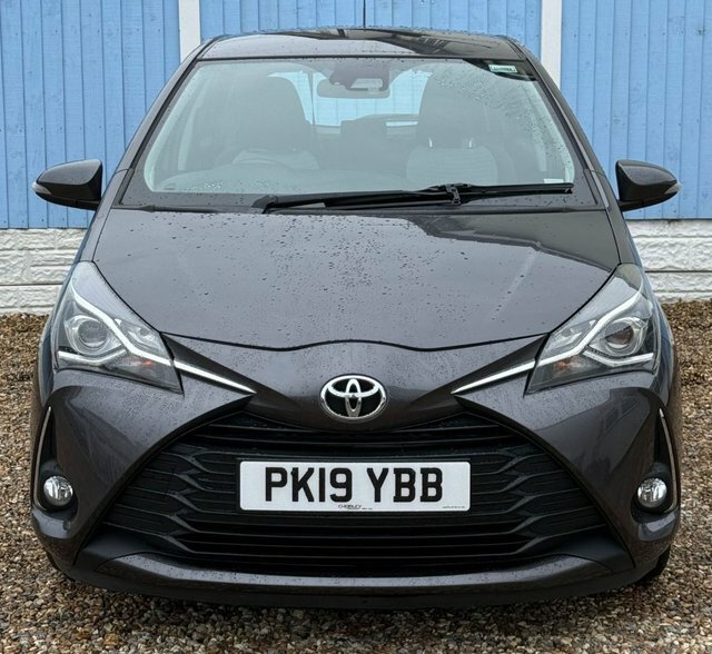 Toyota Yaris 2019 1.5 Vvt-i Icon Tech Hatchback Manu PK19YBB Grey #2